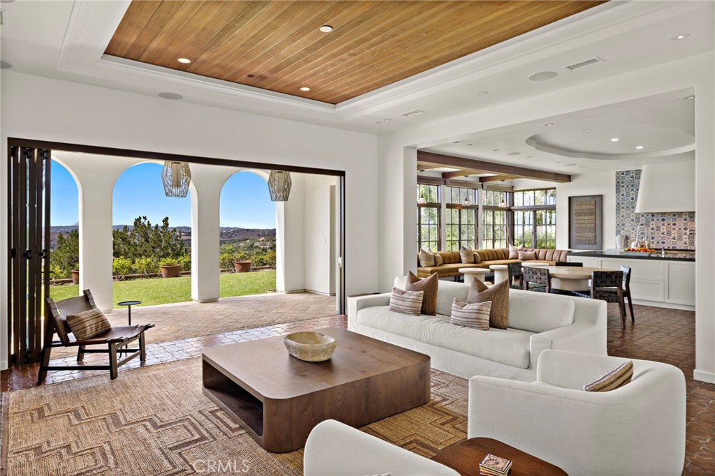 7 Fox Hole Road Ladera Ranch, CA 92694 - Photo 8 of 66 Gallery Image 8
