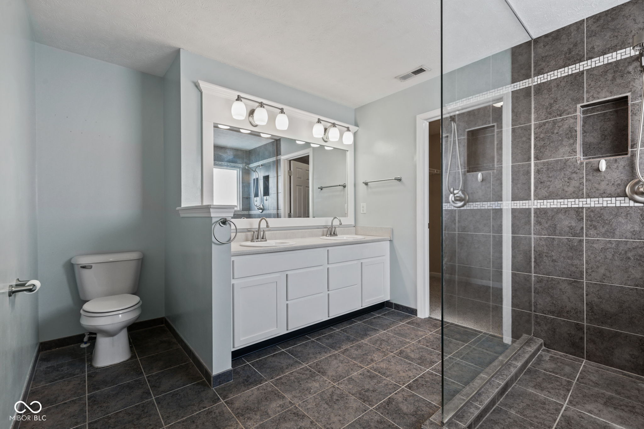 8346 Bravestone Way Indianapolis, IN 46239 - Photo 5 of 42