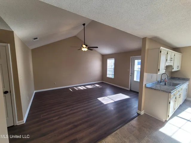 $170,000 | 1658 Joy Boulevard, Horn Lake, MS 38637