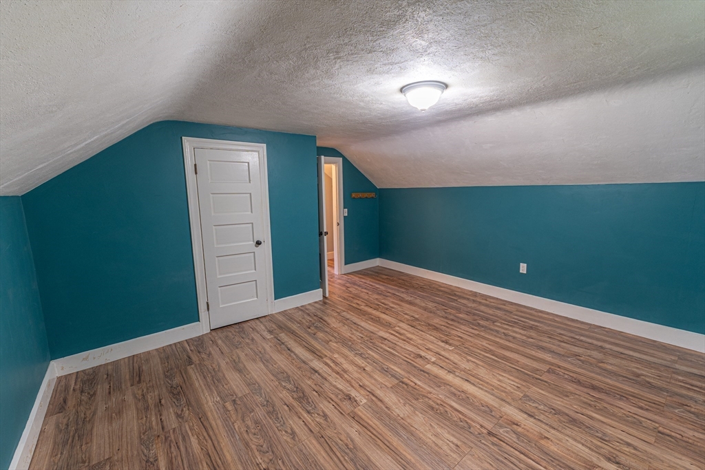 152 Southbridge Road Dudley, MA 01571 - Photo 17 of 33