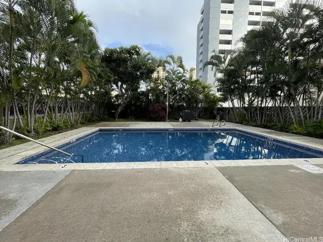 $1,695 | 775 Kinalau Place, Unit 1207, Honolulu, HI 96813