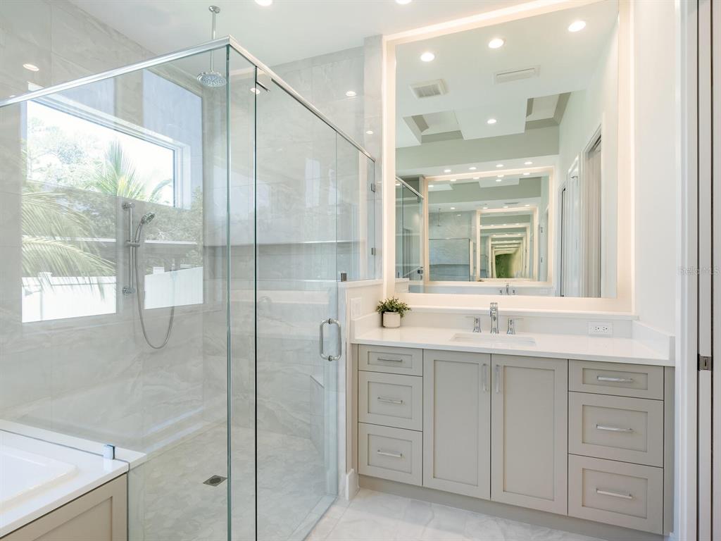 1801 Field Road Sarasota, FL 34231 - Photo 20 of 76 Gallery Image 20