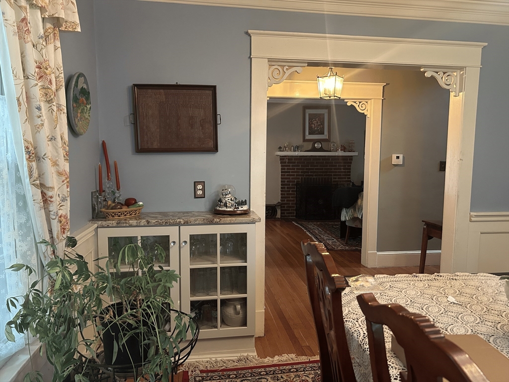 142 Springfield Street Springfield, MA 01107 - Photo 4 of 26 Gallery Image 4