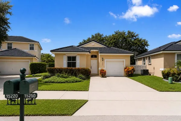 $3,500 | 15250 Southwest 49th Court, Davie, FL 33331