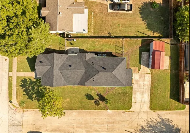 $2,145 | 530 Southeast 2nd Street, Grand Prairie, TX 75051