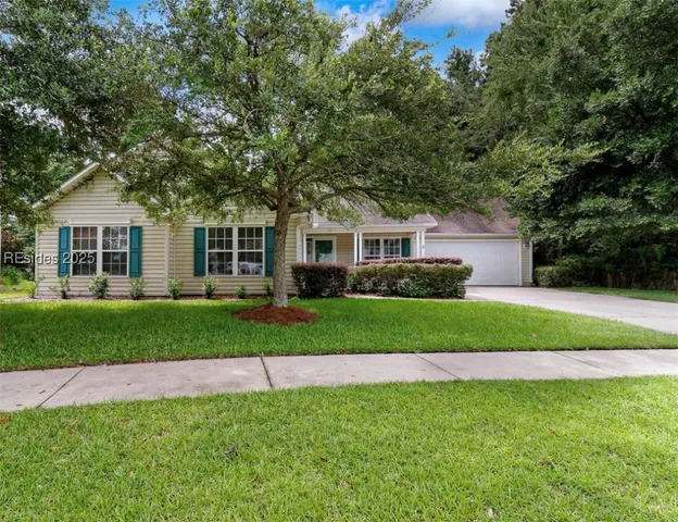 $379,000 | 17 Bridgewater Drive, Bluffton, SC 29910