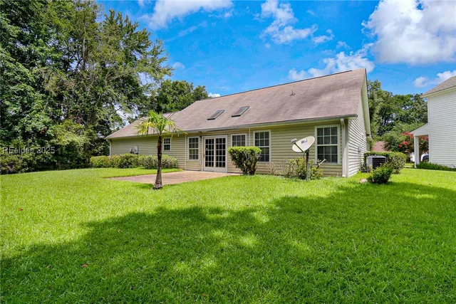 $379,000 | 17 Bridgewater Drive, Bluffton, SC 29910