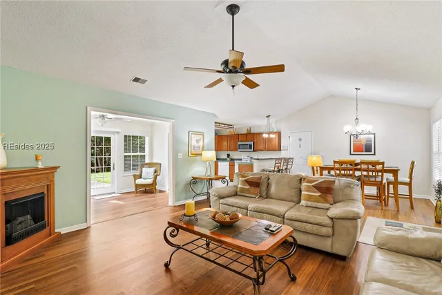 $379,000 | 17 Bridgewater Drive, Bluffton, SC 29910