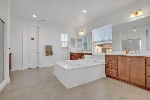 $1,125,000 | 263 Vita Avenue, Mountain House, CA 95391