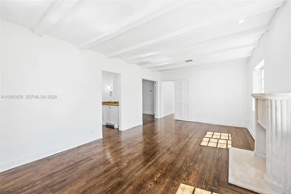 $11,000 | 1545 Meridian Avenue, Miami Beach, FL 33139