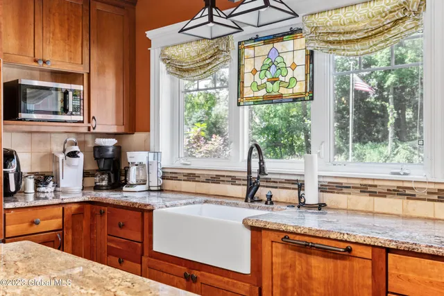 $5,000 | 219 Crescent Avenue, Saratoga Springs, NY 12866