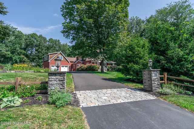 $5,000 | 219 Crescent Avenue, Saratoga Springs, NY 12866