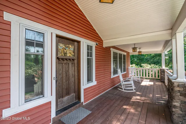 $5,000 | 219 Crescent Avenue, Saratoga Springs, NY 12866