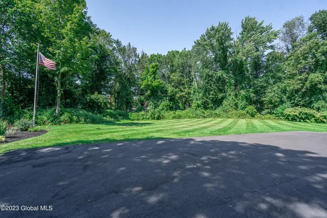 $5,000 | 219 Crescent Avenue, Saratoga Springs, NY 12866