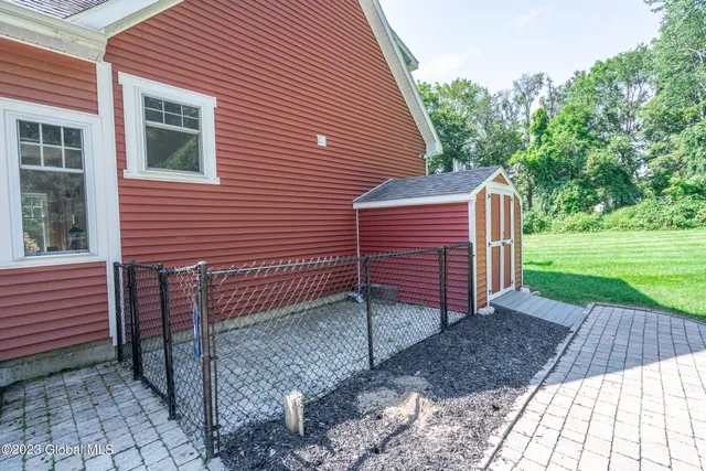 $5,000 | 219 Crescent Avenue, Saratoga Springs, NY 12866