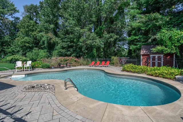 $5,000 | 219 Crescent Avenue, Saratoga Springs, NY 12866