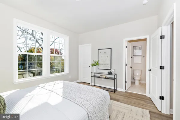 $447,900 | 306 G Baughmans Lane, Frederick, MD 21702