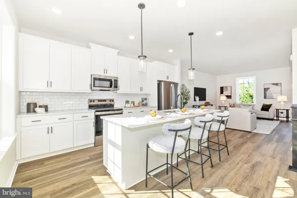 $447,900 | 306 G Baughmans Lane, Frederick, MD 21702