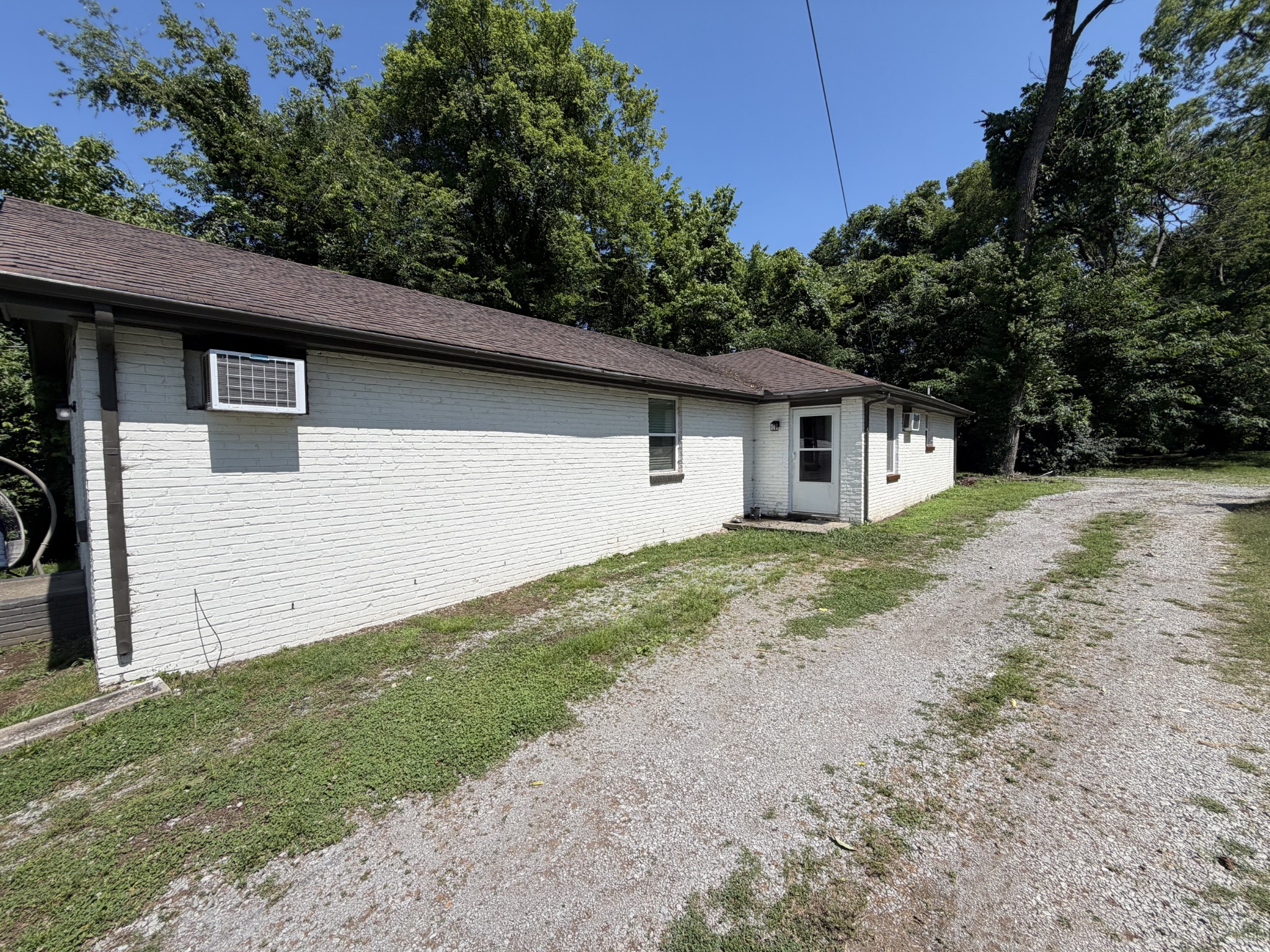 905 Blue Ridge Drive, Unit B Nashville, TN 37207 - Photo 2 of 8