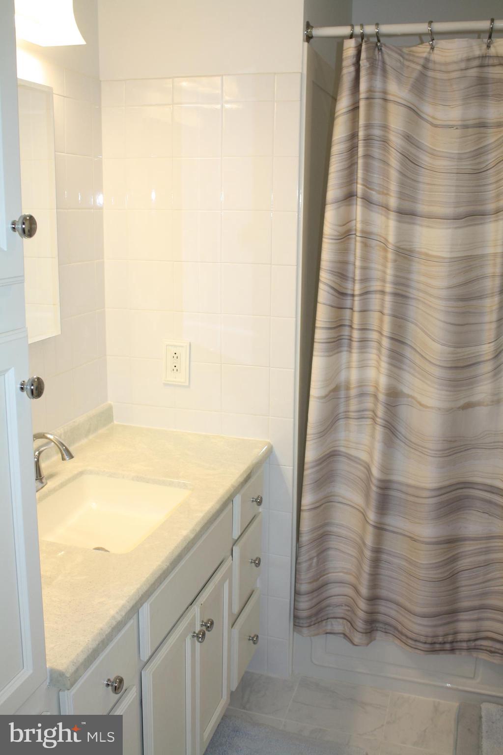13024 Townsend Road, Unit B4 Philadelphia, PA 19154 - Photo 12 of 15