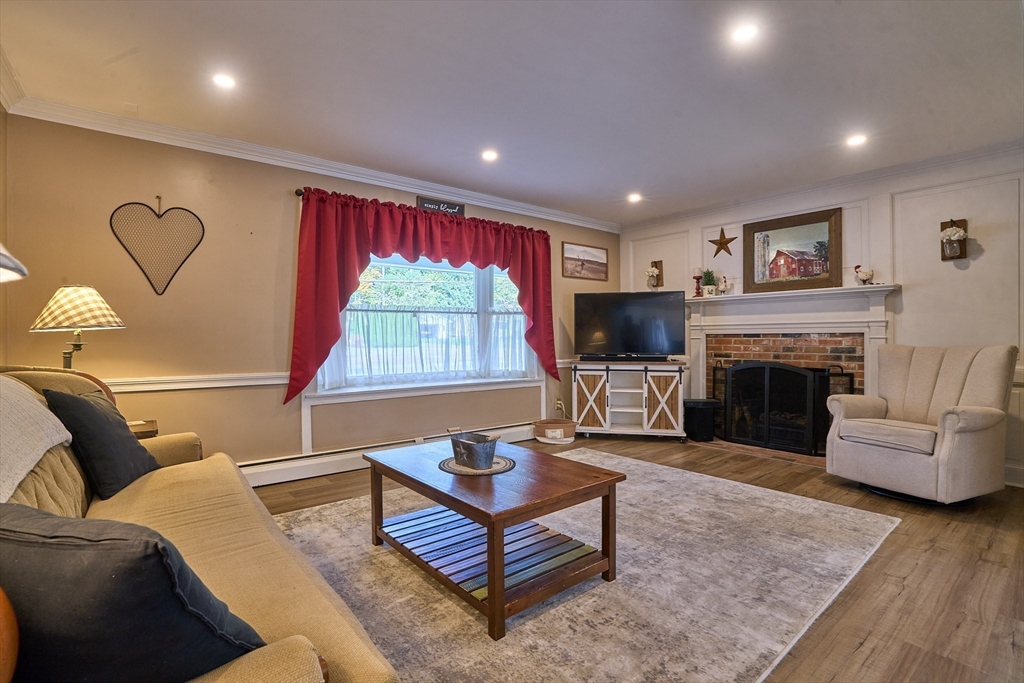 144 Pantry Road Hatfield, MA 01088 - Photo 11 of 38 Gallery Image 11
