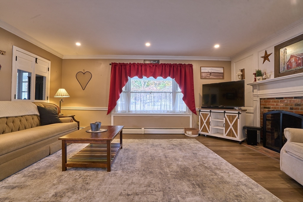 144 Pantry Road Hatfield, MA 01088 - Photo 12 of 38 Gallery Image 12