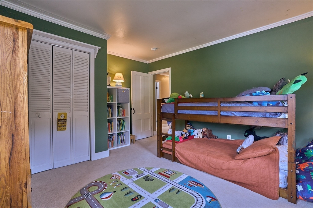 144 Pantry Road Hatfield, MA 01088 - Photo 17 of 38 Gallery Image 17