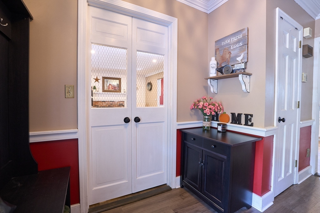 144 Pantry Road Hatfield, MA 01088 - Photo 3 of 38 Gallery Image 3