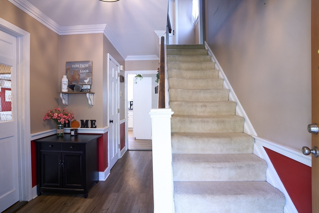 144 Pantry Road Hatfield, MA 01088 - Photo 4 of 38 Gallery Image 4