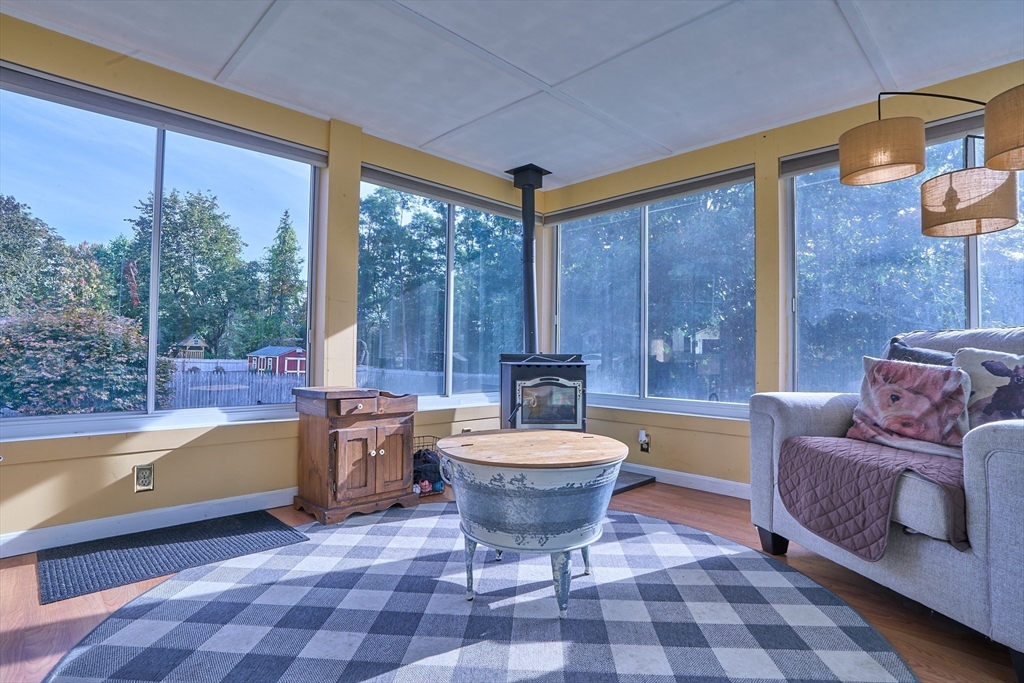 144 Pantry Road Hatfield, MA 01088 - Photo 9 of 38 Gallery Image 9