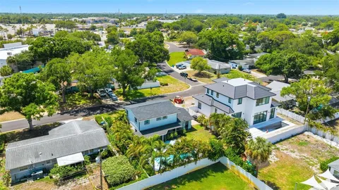 $714,999 | 2701 67th Way North, St. Petersburg, FL 33710