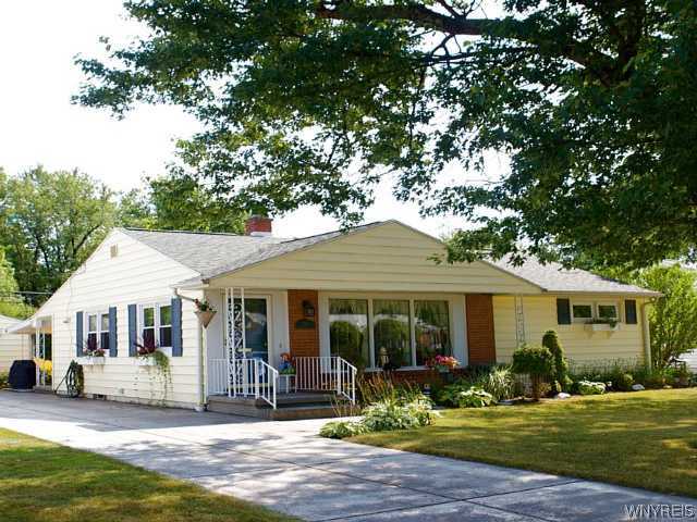 114 Bennington Road Amherst, NY 14226 - Photo 1 of 1 Exterior Front Lovely curb appeal and beautiful la