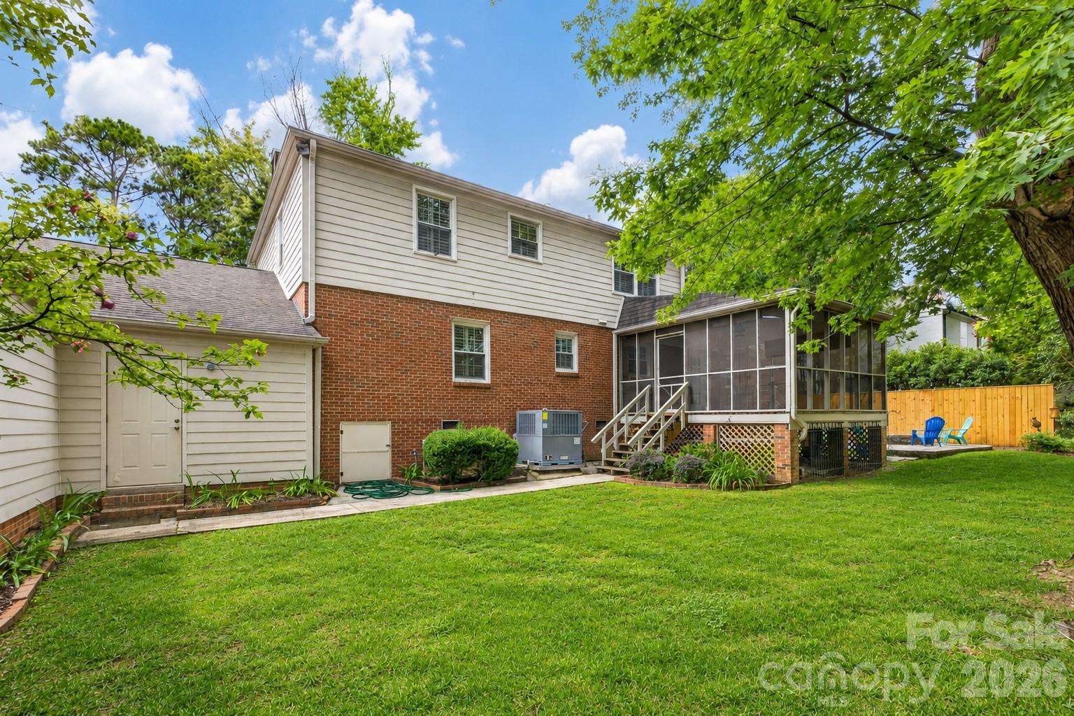 8127 Prince George Road Charlotte, NC 28210 - Photo 34 of 42 Gallery Image 34