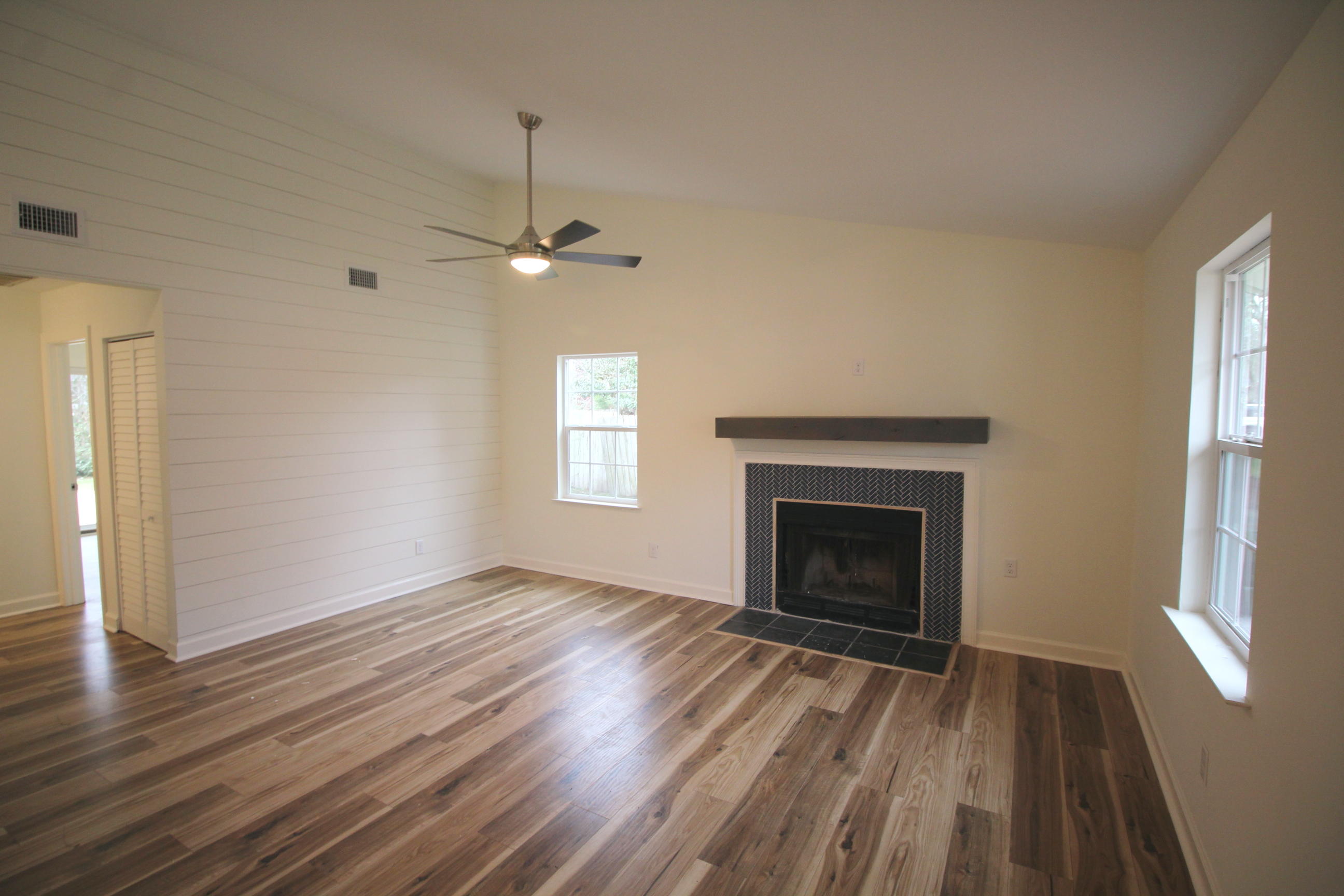 1148 Shoreham Road Charleston, SC 29412 - Photo 3 of 17 1148 LR