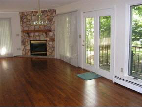 209 Princess Anne Road Waynesboro, VA 22980 - Photo 3 of 6 Gallery Image 3