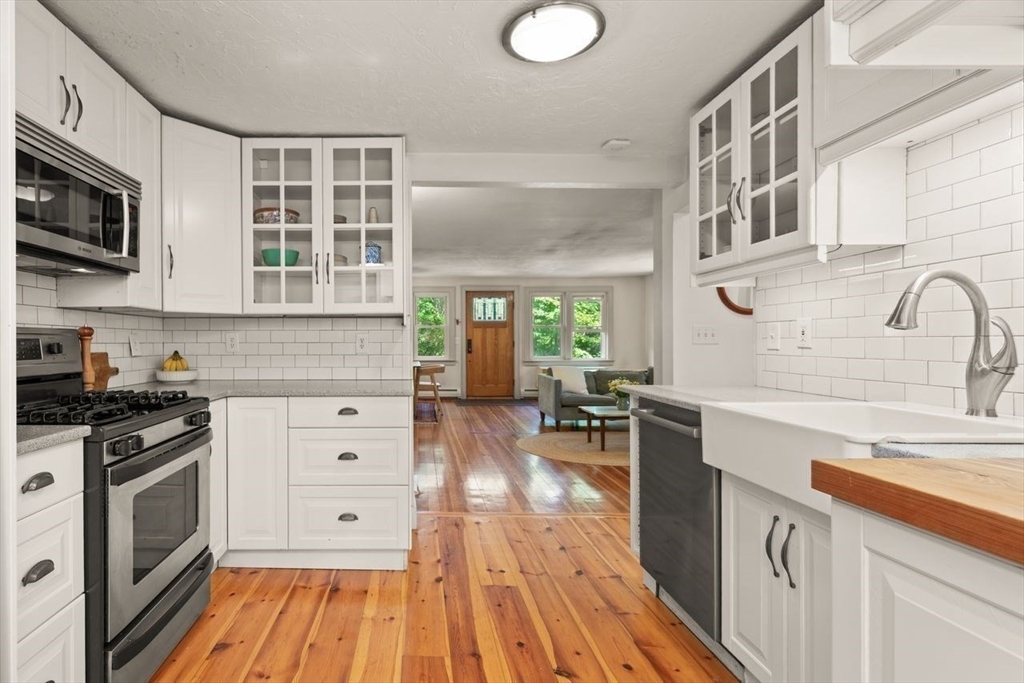 9 Harding Street Sharon, MA 02067 - Photo 13 of 37 Gallery Image 13
