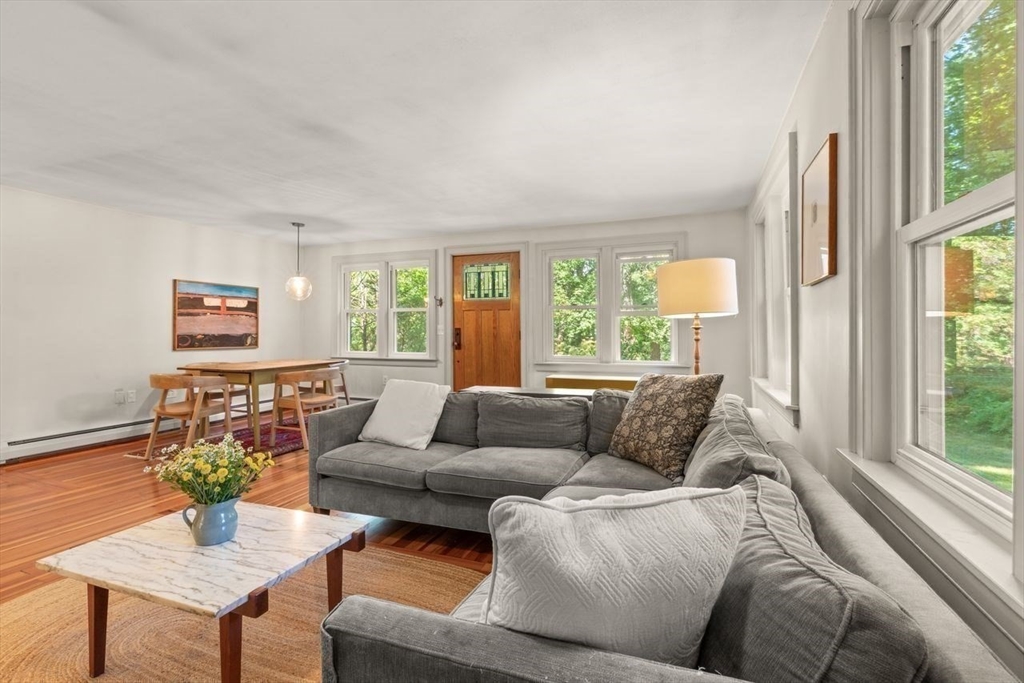 9 Harding Street Sharon, MA 02067 - Photo 6 of 37 Gallery Image 6