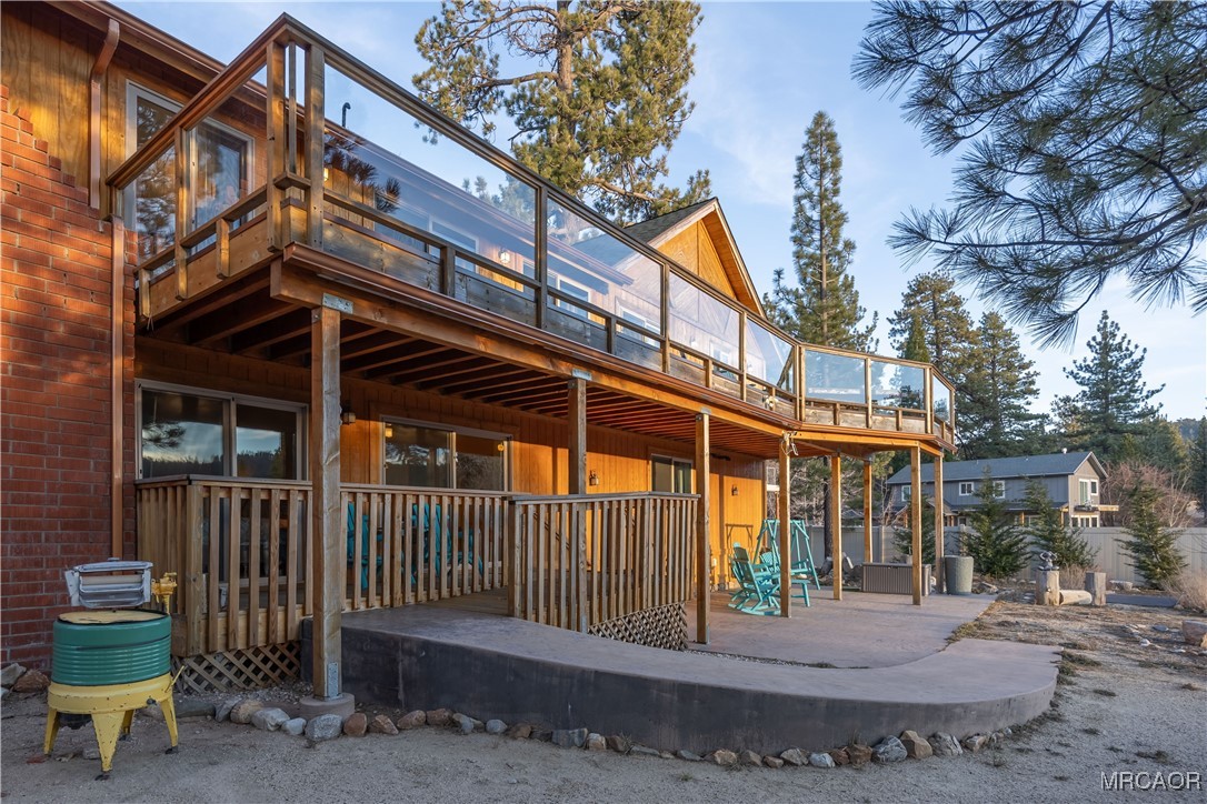 448 Edgemoor Road Big Bear Lake, CA 92315 - Photo 36 of 42 a front view of a house with a porch