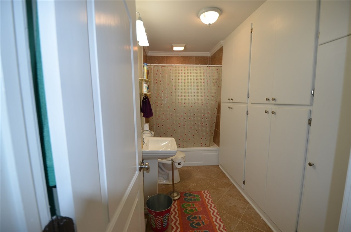 746 South Alexander Road Seneca, SC 29678 - Photo 16 of 32 Gallery Image 16