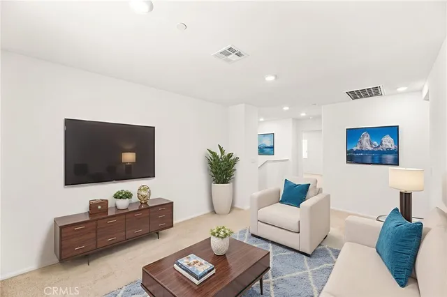 $2,995 | 28357-28357 Cats Claw Drive, Winchester, CA 92596