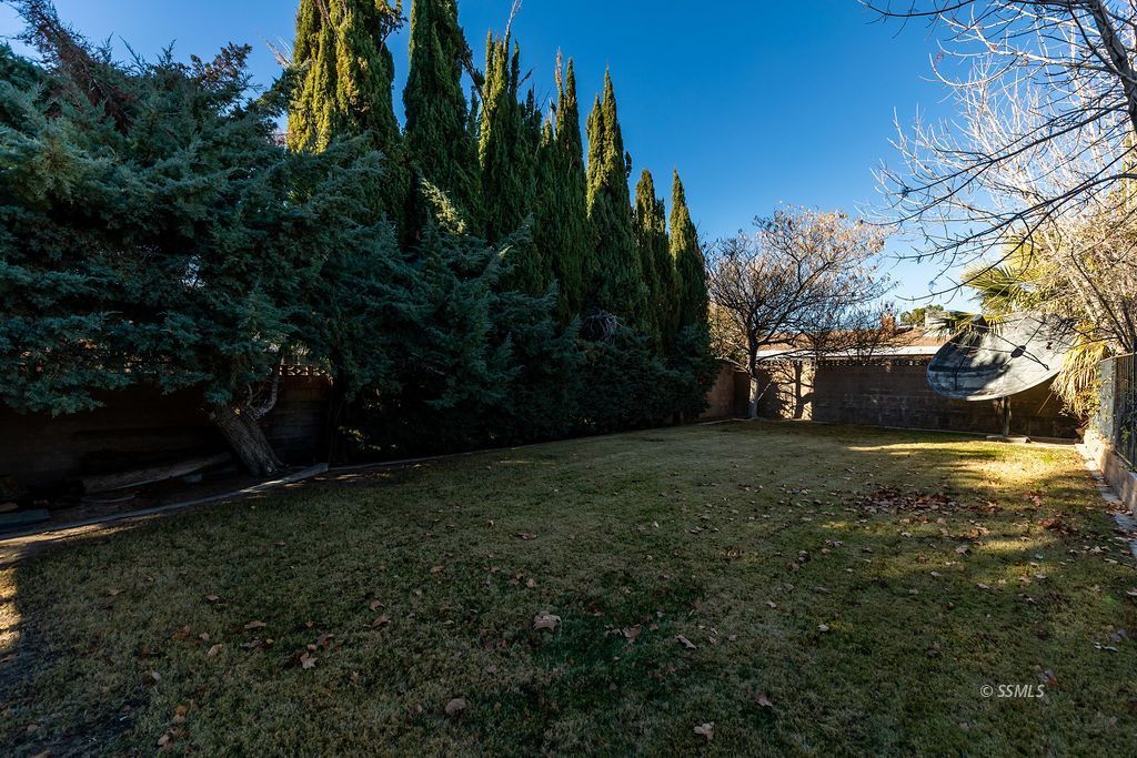 724 West Kevin Court Ridgecrest, CA 93555 - Photo 42 of 43 Gallery Image 42