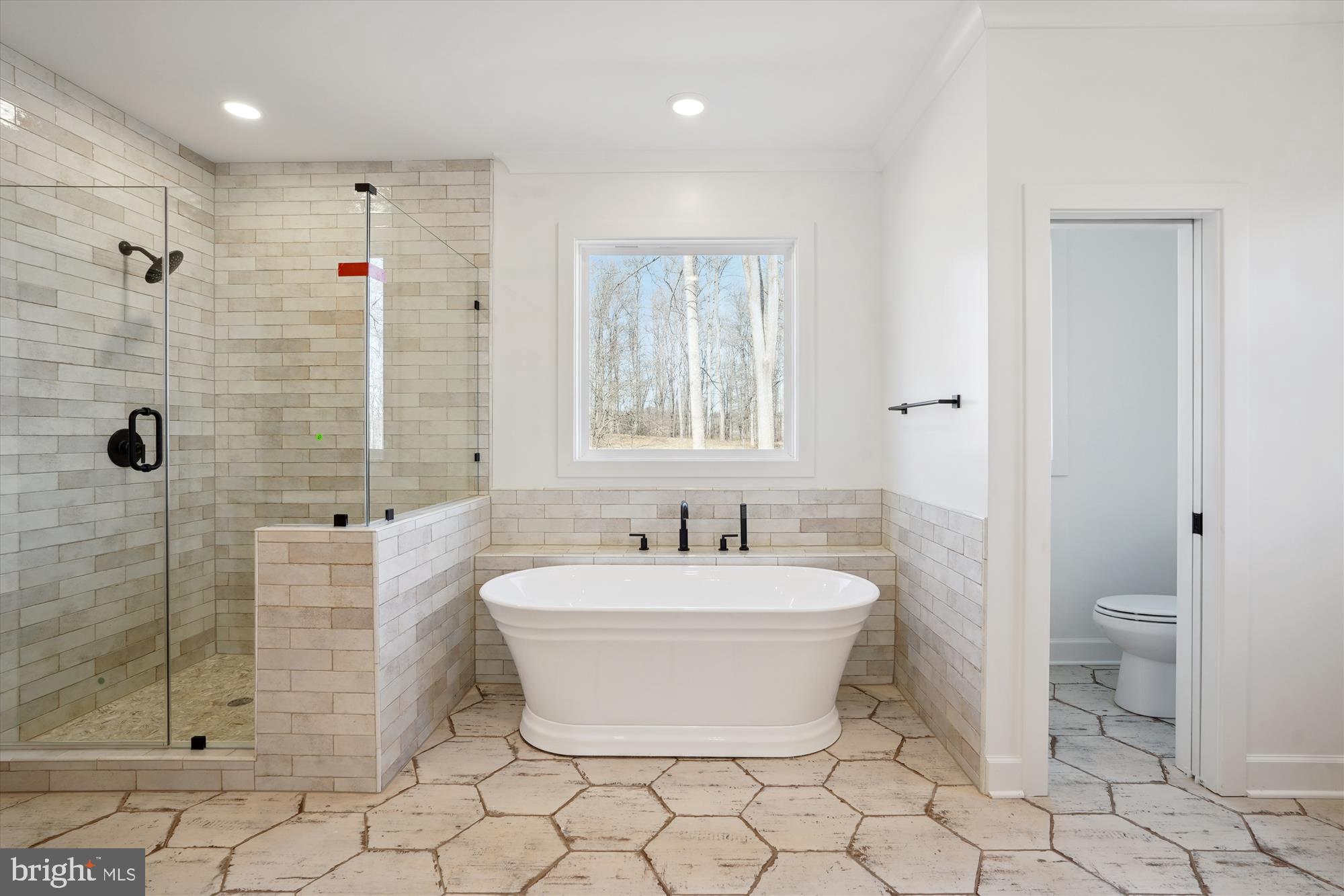 2412 Mountain Road Haymarket, VA 20169 - Photo 16 of 52 PRIMARY BATH