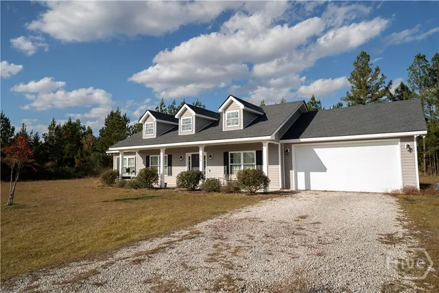 $1,925 | 419 Vickers Road Southeast, Ludowici, GA 31316