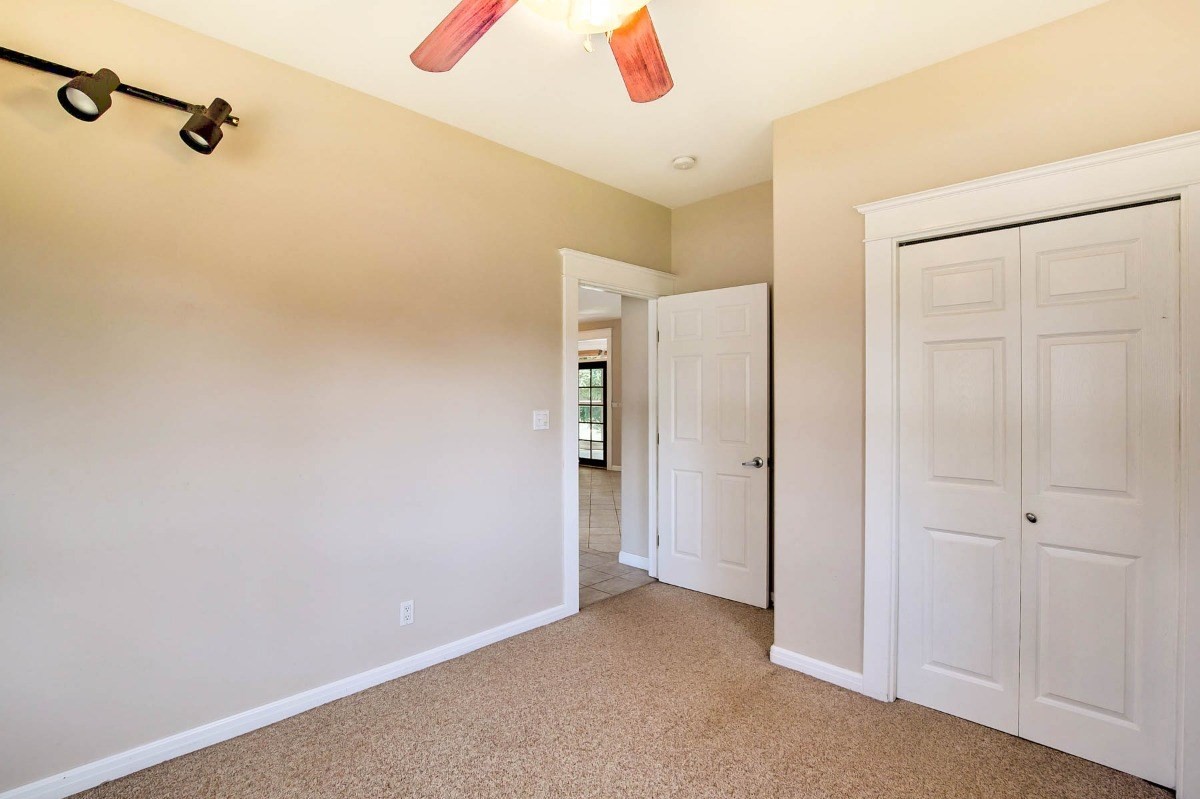 4865 F Nonou Road, Unit 6 Kapaa, HI 96746 - Photo 14 of 20 Gallery Image 14