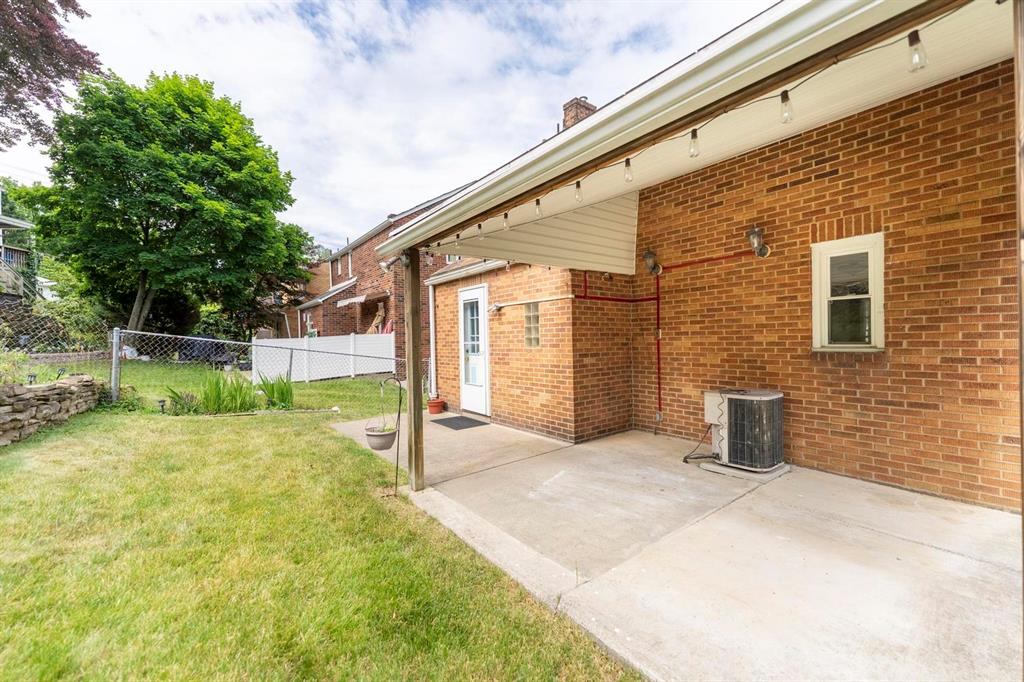 4123 Edge Road Pittsburgh, PA 15227 - Photo 15 of 28 Gallery Image 15