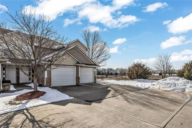 $260,000 | 21084 Millridge Street, Spring Hill, KS 66083