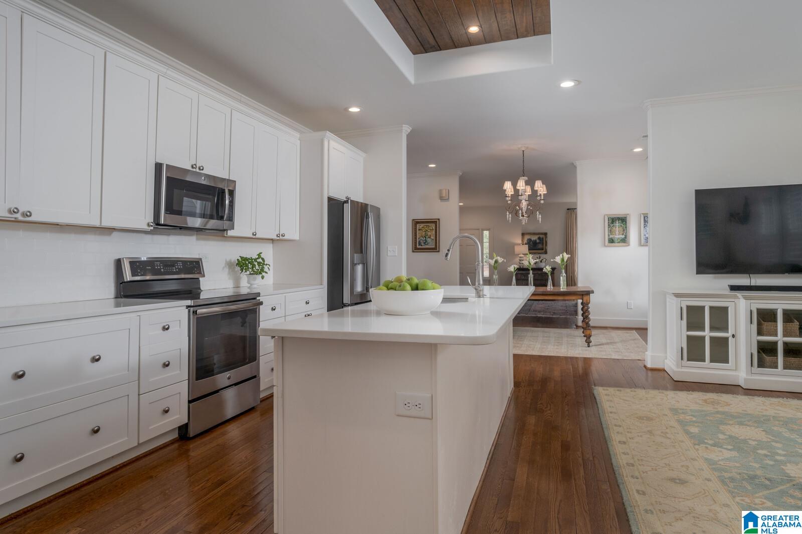 120 Spring Street Mountain Brook, AL 35213 - Photo 16 of 46