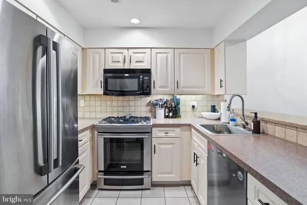 $2,600 | 2302 Harvard Drive, North Wales, PA 19454