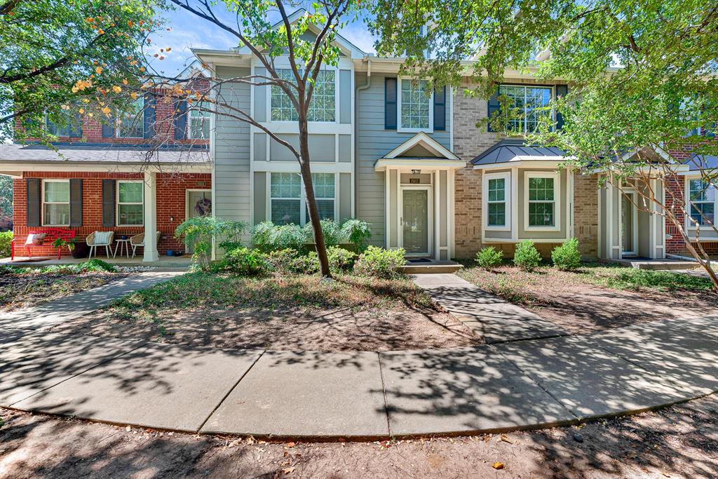 2603 Durango Ridge Drive Bedford, TX 76021 - Photo 3 of 28 Gallery Image 3