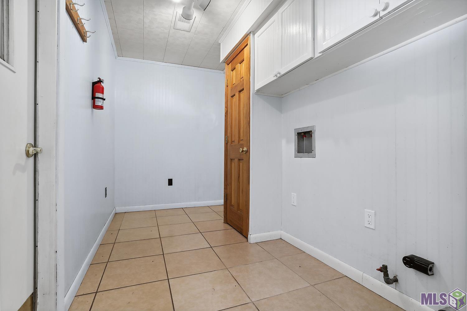 14158 Bluff Road Prairieville, LA 70769 - Photo 19 of 22 Laundry